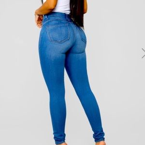 Fashion nova classic beauty skinny jeans